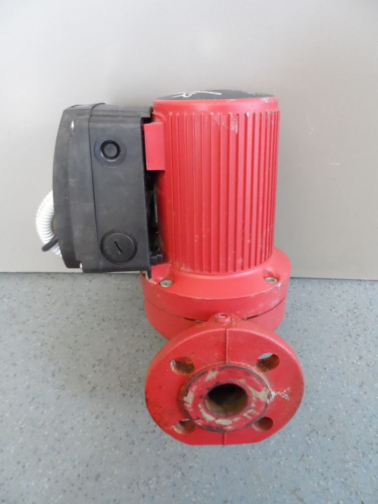 BOMBA CIRCULADORA GRUNDFOS UPS 32-60 - Oller Stocks