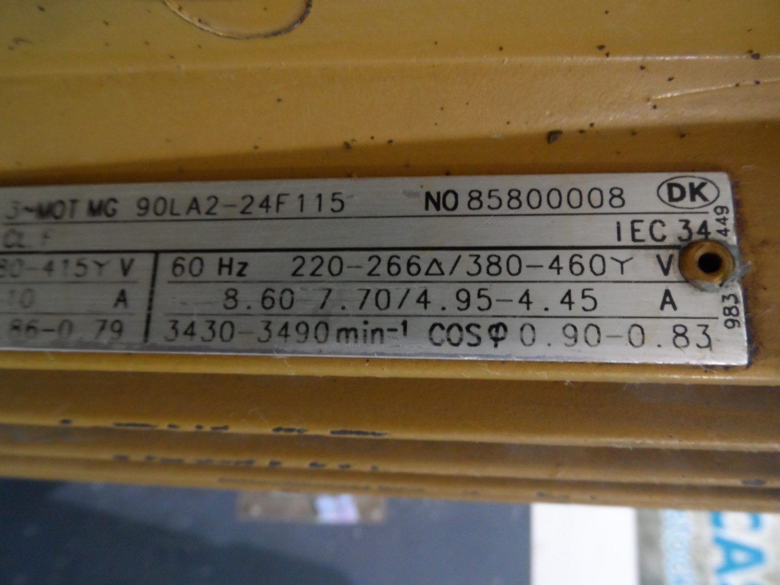 BOMBA CENTRÍFUGA GRUNDFOS 2.2KW 90LA2 24F115 - Oller Stocks