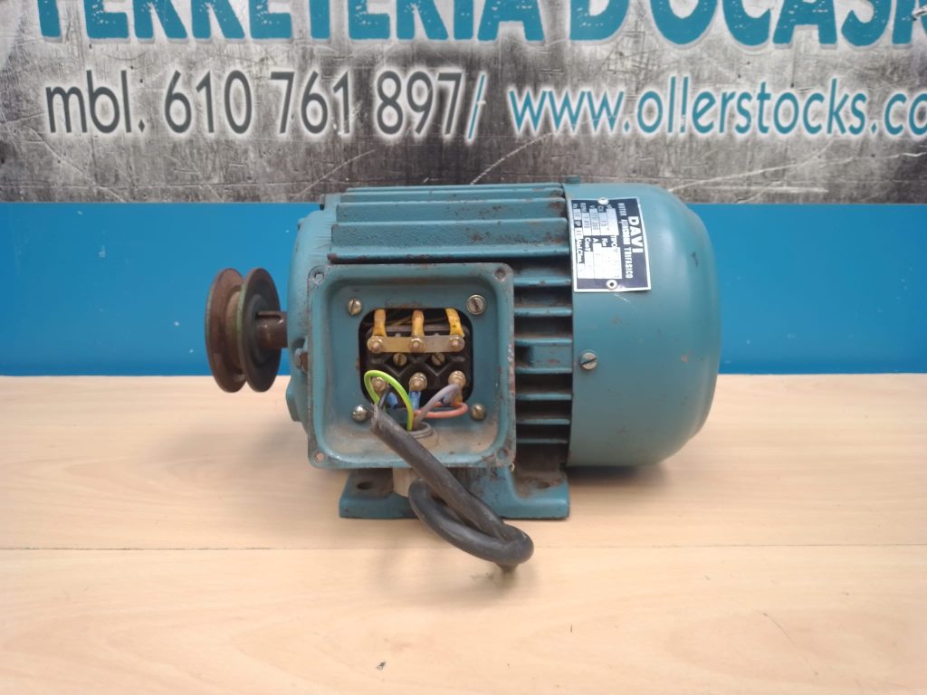 Motor Eléctrico Monofásico 1,1Kw 1,5CV 230V B3 Patas 1500 Medio Par Arranque | | Precio