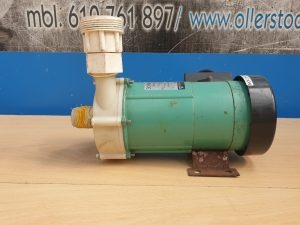 BOMBA MAGNÉTICA IWAKI 70Lmin 8'2Metros