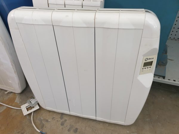 RADIADOR ELÉCTRICO DE PARED 750W DECUS