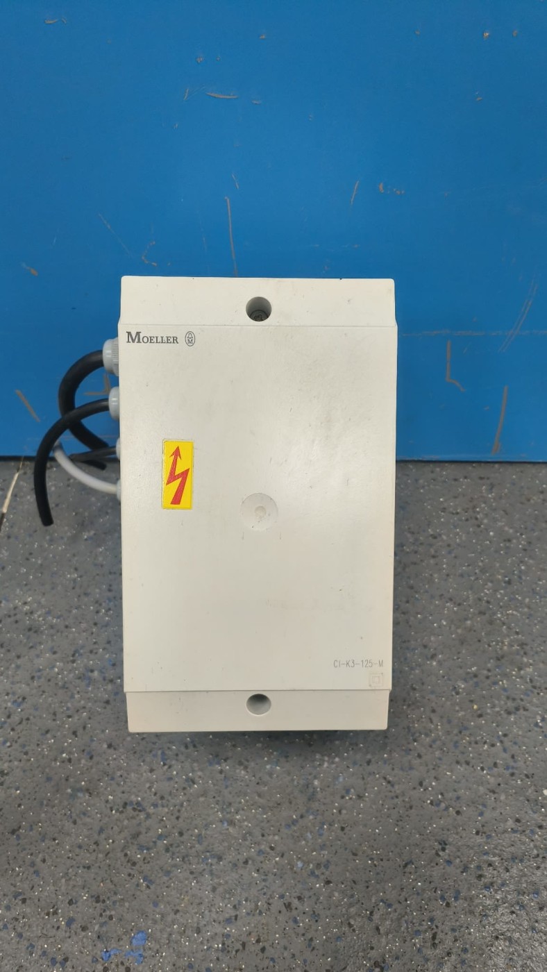 CAJA ELÉCTRICA MOELLER CI-K3-125-M 12v