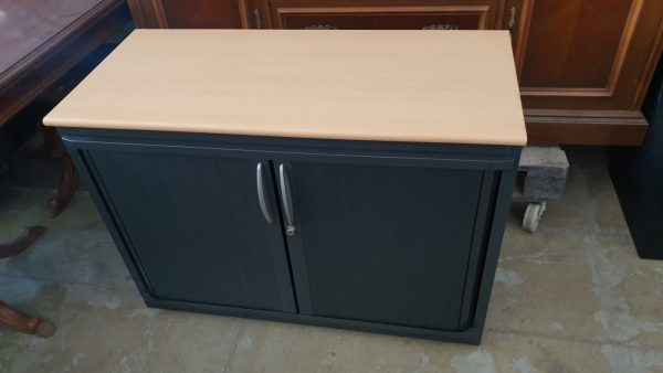 ARMARIO METÁLICO PUERTA CORREDERA 72x100x46cm - Imagen 2