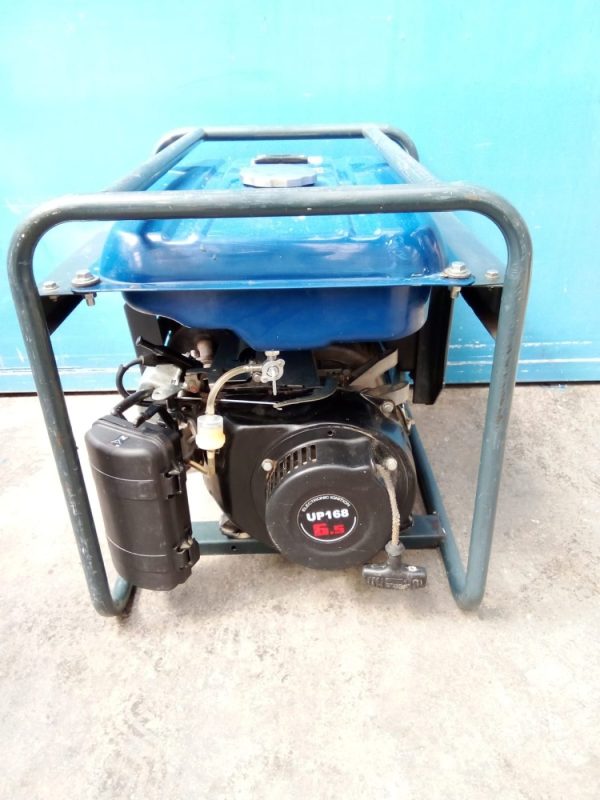 GENERADOR DE LUZ NPEGG2400 NUPOWER 230V-50HZ - Imagen 2