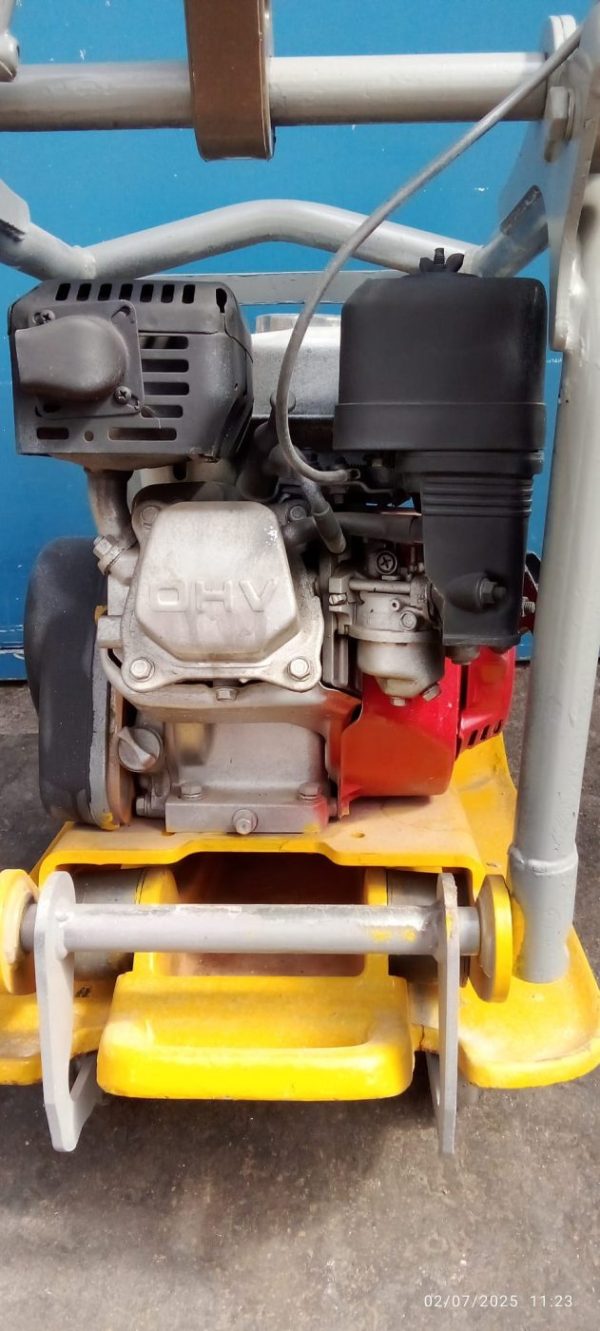 PLANCHA COMPATADORA VIBRADORA HONDA - Imagen 2