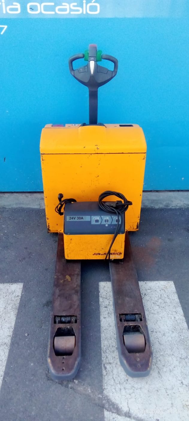 TRANSPALETA ELÉCTRICA APILADOR JUNGHEINRICH EJE 120, 2.000KG