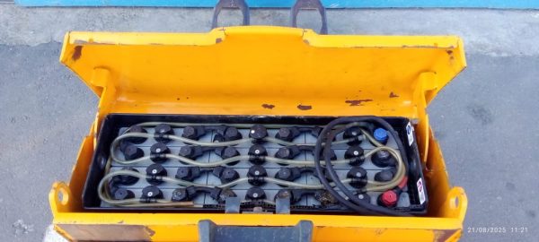 TRANSPALETA ELÉCTRICA APILADOR JUNGHEINRICH EJE 120, 2.000KG - Imagen 5