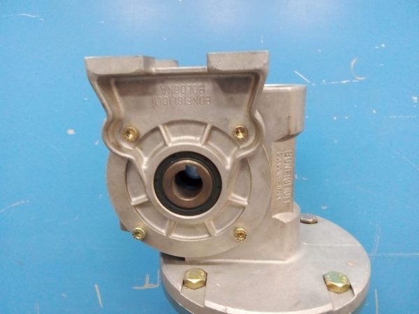 MOTOR TRIFÁSICO LAFERT 0'25HP- 1295RPM - Imagen 4