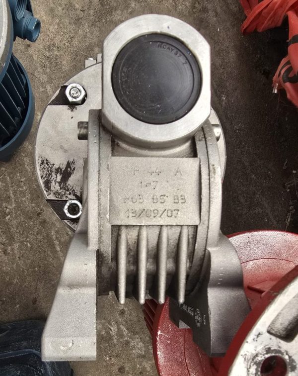 MOTOR ELÉCTRICO TRIFÁSICO BONFIGLIOLI - Imagen 9