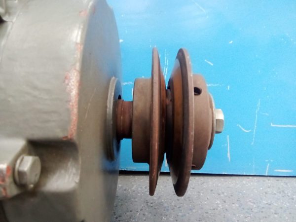 MOTOR TRIFÁSICO WEG 2'2 KW 1390 RPM - Imagen 2