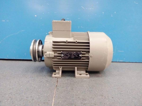 MOTOR ELÉCTRICO TRIFÁSICO SIEMENS 1'1KW- 1415 RPM - Imagen 10