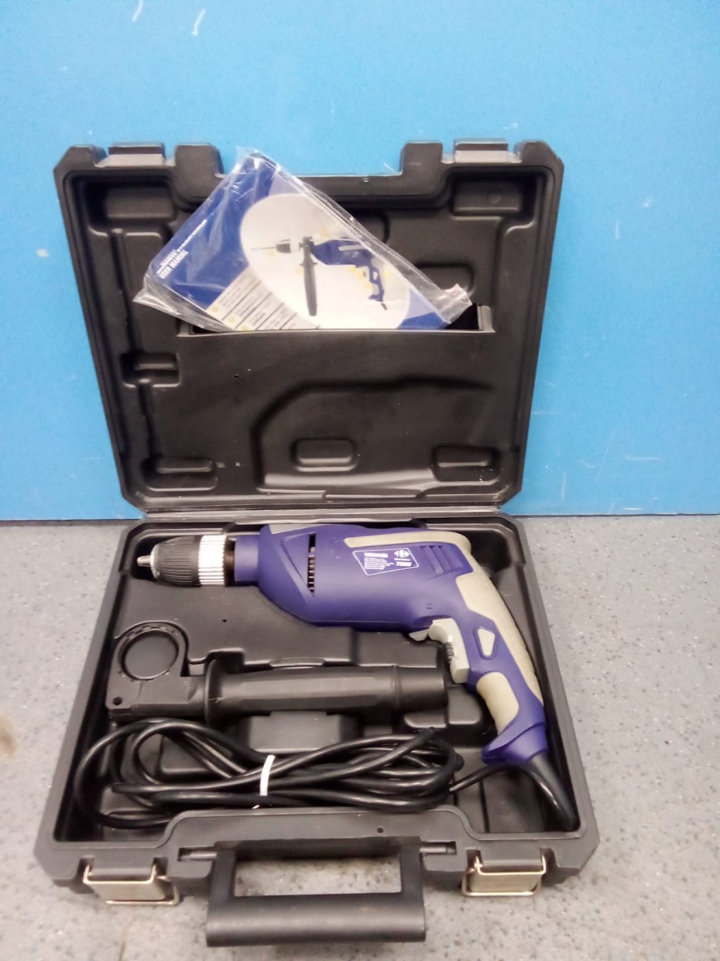 TALADRO PERCUTOR TMC61206 750W