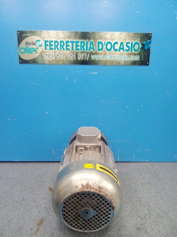 Motor Eléctrico Trifásico VEMAT VTB 112HL 5.5 kW (7.5 HP) 2870 rpm - Imagen 5