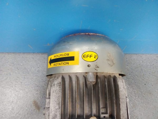 Motor Eléctrico Trifásico VEMAT VTB 112HL 5.5 kW (7.5 HP) 2870 rpm - Imagen 7