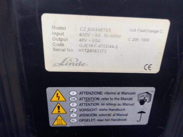 CARGADOR CARRETILLA LINDE 48V - Imagen 5