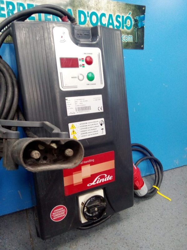 CARGADOR CARRETILLA LINDE 80V - Imagen 4
