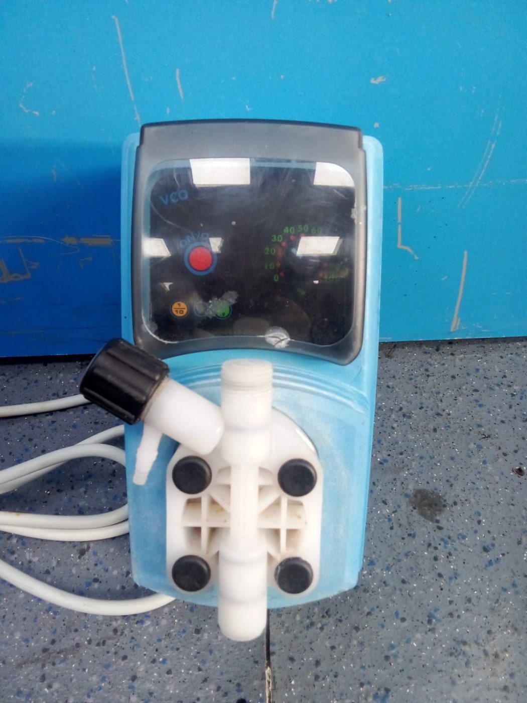 BOMBA DOSIFICADORA ELECTROMAGNÉTICA 4LH 10 BAR SONDA DE NIVEL