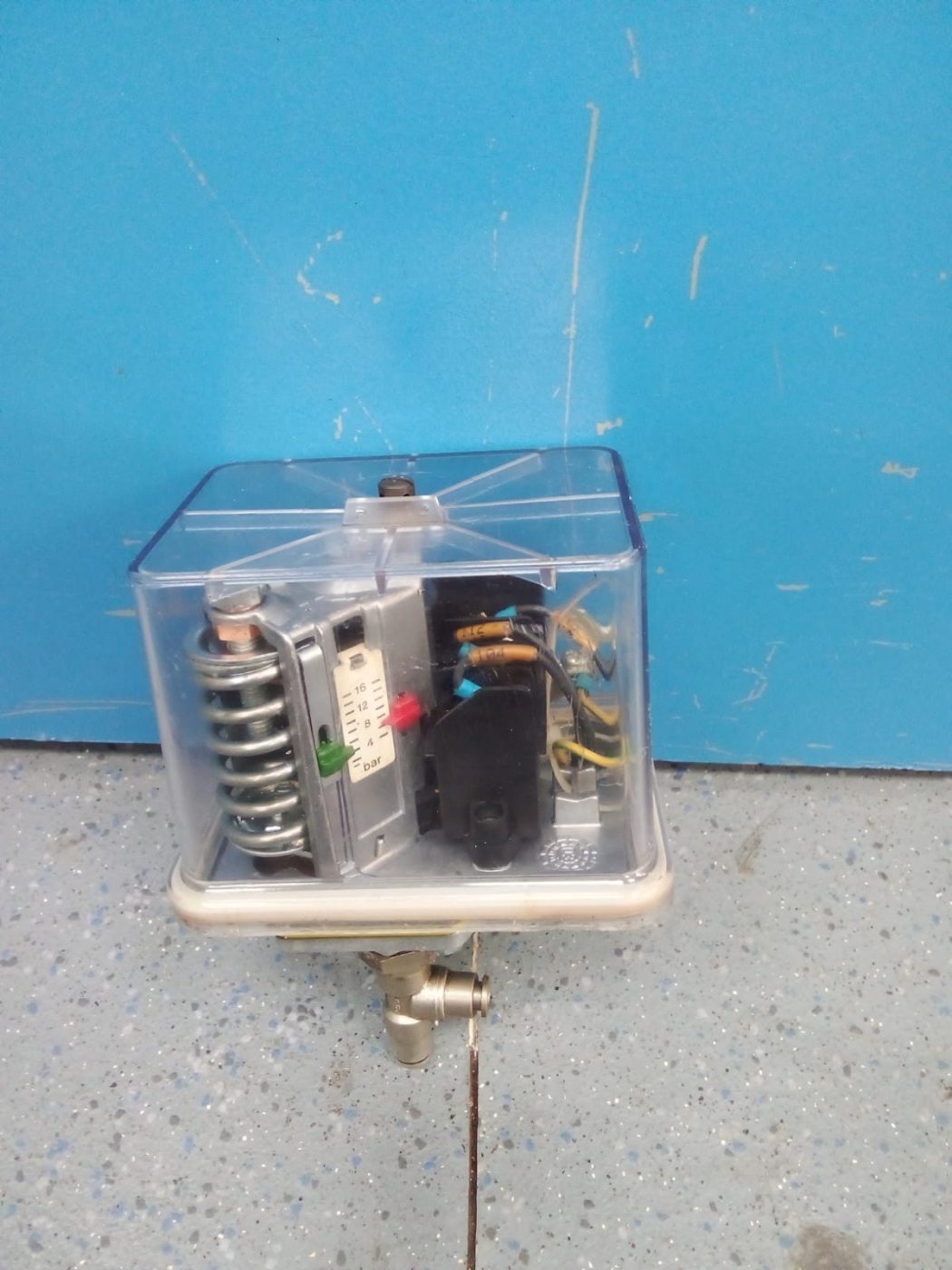 INTERRUPTOR PRESIÓN CONDOR WERKE FF 4-16 VAI