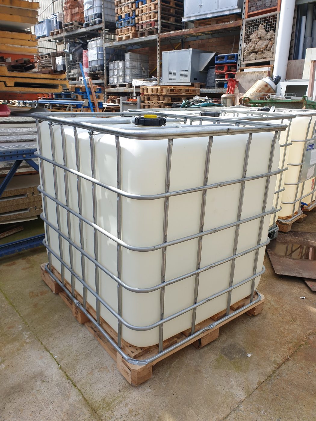 BIDONES DE AGUA 1000L