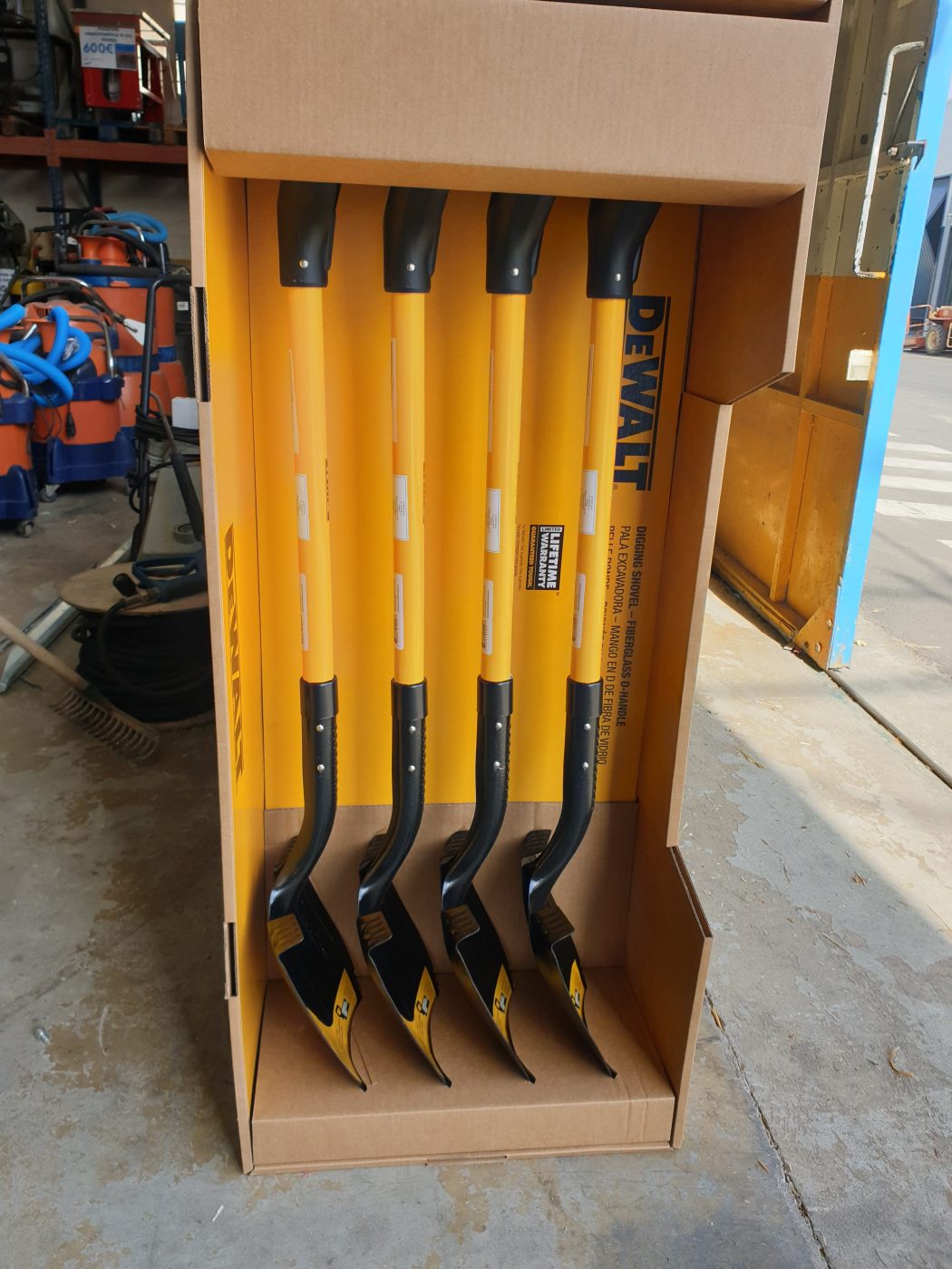PALA EXCAVACIÓN DEWALT DXLHA2603 32 con Mango de Fibra de Vidrio